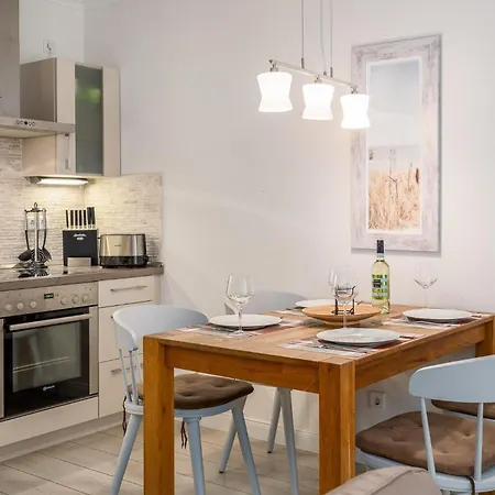 Apartment Bernstein We 15 *